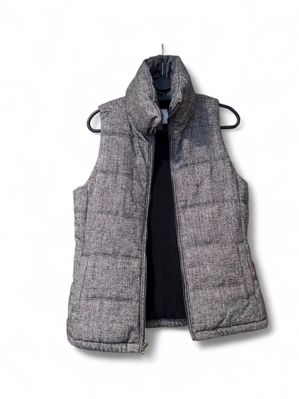 Old Navy Women’s XS Gray Herringbone Puffer Vest Full Zip